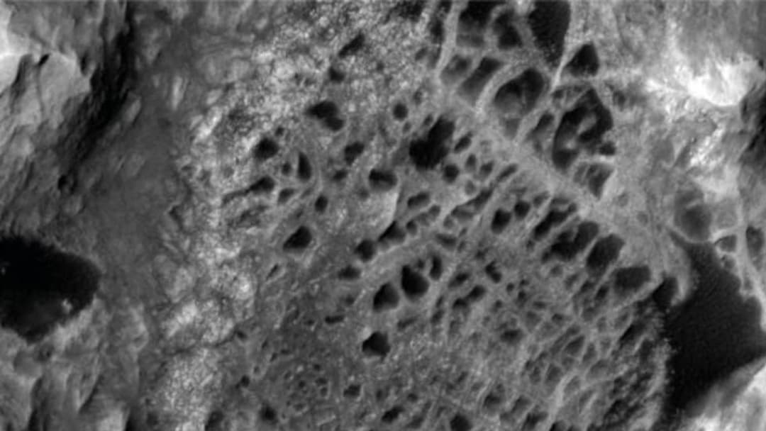 نسيج حجري في المريخ