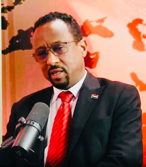 وجه وزير الثقافة والإعلام والآثار والسياحة السوداني، الأستاذ خالد الإعيسر، انتقادات لاذعة لممارسات بعض القوى الإقليمية التي تقوض الاستقرار القاري، محذراً من مغبة توظيف الحركات المتمردة لخدمة أجندات خارجية تنهب موارد القارة السمراء