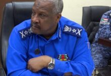 في مفاجأة من العيار الثقيل هزت أوساط "سوق الذهب"، كشفت المباحث المركزية السودانية (الفيدرالية)  السبت  عن "خدعة هوليوودية" كان بطلها أحد أشهر تجار المجوهرات في منطقة الحتانة بكرري.