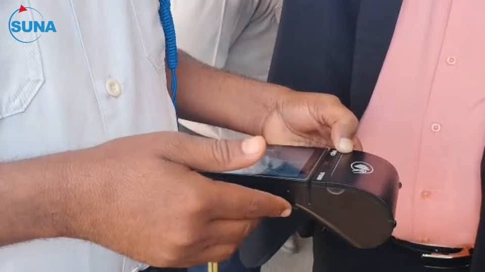 أغلقت اللجنة الفنية لمنع التحصيل غير القانوني بالطرق القومية بولاية نهر النيل، برئاسة الدكتور محمد حاج آدم الطاهر، الخميس17 نقطة تحصيل تعمل بشكل مخالف للقانون على طول الطريق القومي من جبل جالى في حدود الخرطوم إلى محلية أبو حمد.