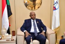 أعلنت السلطات السودانية السبت، أن قطاع المعادن في البلاد تكبد خسائر فادحة بلغت نحو 7 مليارات دولار منذ اندلاع النزاع المسلح في أبريل 2023، مما تسبب في شلل شبه كامل لعمليات الاستكشاف وتراجع حاد في الإيرادات العامة.