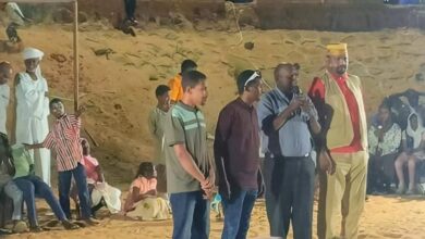 تألقت ضفاف خور أبو عنجة العريق بقلب أم درمان مساء أمس الأول ، في ليلة استثنائية امتزجت فيها الفنون بالروح الاجتماعية الوثابة، لتثبت "القلعة الصامدة" أن نبض الحياة فيها لا يتوقف. وضمن فعاليات "ليالي العيد" المتواصلة