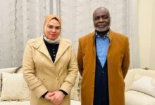 أكد وزير المالية والتخطيط الاقتصادي السوداني، جبريل إبراهيم، أن ما يجري في منطقة مستريحة بولاية شمال دارفور هو صراع داخل قبيلة واحدة بين المحاميد والماهرية وفروع أخرى، وليس نزاعًا قبليًا عامًا.