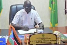 استيقظت منطقة "أبيمنم" الإدارية في شمال جنوب السودان يوم الأحد على وقع "مجزرة" مروعة أودت بحياة مسؤولين محليين وقادة عسكريين، مما فجر صراع اتهامات حاداً بين السلطات الإدارية وولاية الوحدة والمعارضة المسلحة حول هوية المخططين والمنفذين.