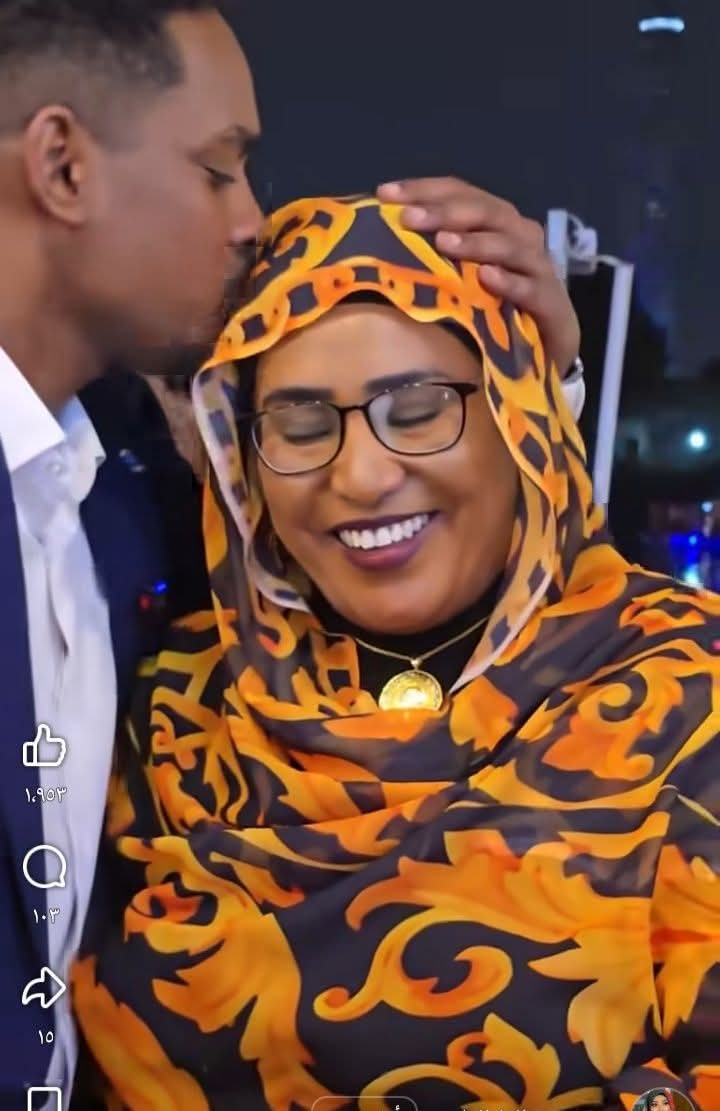 ـ  أعلنت الإعلامية السودانية داليا الياس قبولها اعتذار الفنان شريف الفحيل، في خطوة لاقت تفاعلاً واسعاً على منصات التواصل الاجتماعي، بعد جدلٍ دار بين الطرفين خلال الأيام الماضية