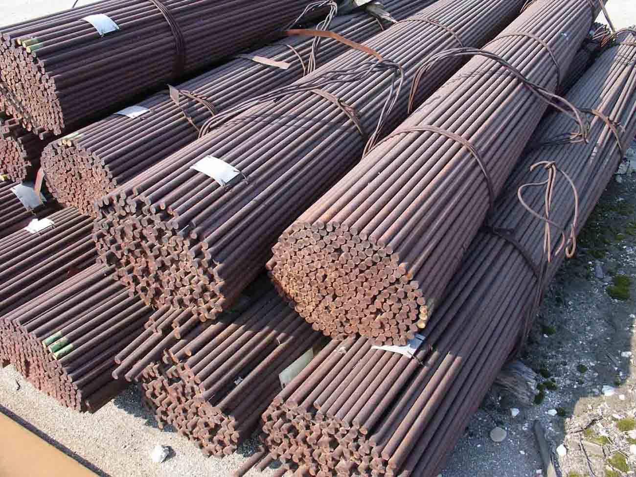 أعلنت السلطات السودانية في ولاية نهر النيل، الأحد ، عن إحباط محاولة ضخمة للاتجار بمواد بناء منهوبة من العاصمة الخرطوم، أسفرت عن ضبط نحو 20 طناً من الحديد والمواسير وتوقيف اثنين من المتورطين.