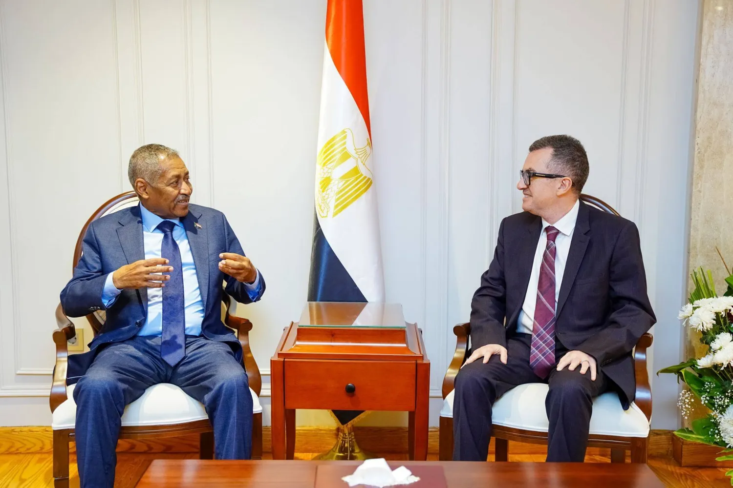 بحثت مصر والسودان آليات تعزيز التعاون في إعادة إعمار السودان، في إطار دعم جهود التعافي المبكر والاستقرار المستدام.