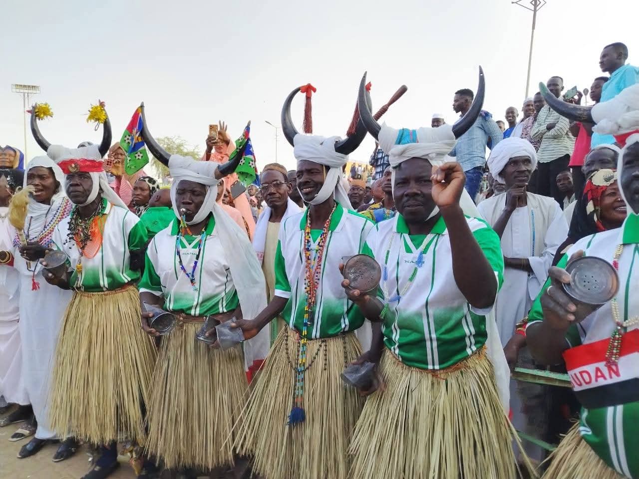 وسط أجواء حماسية بمناسبة عيد الفطر، شهد وزير الدفاع الفريق حسن داود كبرون ووزير الشباب والرياضة الاتحادي بروفسير أحمد آدم، إلى جانب والي الخرطوم  أحمد عثمان، منافسات المصارعة الحرة في استاد الحاج يوسف، حيث تركزت الأنظار على أشبال المصارعة الذين قد يمثلون مستقبل الرياضة السودانية على الساحة العالمية.