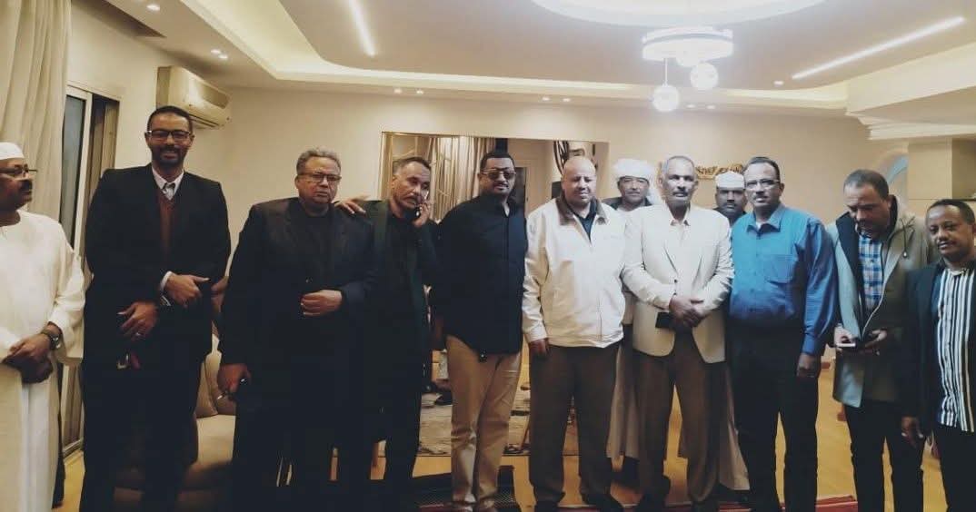 أعلن المهندس محمد وداعة، رئيس لجنة الأمل للعودة الطوعية، أن دفعة ثانية من السودانيين المرحلين لمخالفة قوانين الإقامة المصرية ستغادر فجر اليوم الخميس إلى بورتسودان على متن طائرة تاركو.