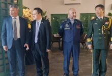 يكشف الإفطار الرمضاني المشترك الذي استضافته مدينة بورتسودان مؤخراً، في مطعم "The Dock"، عن تحول جوهري في الخارطة الدبلوماسية السودانية، حيث لم يعد الحدث مجرد مناسبة اجتماعية، بل "رسالة سياسية قوية" تعكس محاولة بورتسودان تثبيت شرعيتها الدولية عبر استقطاب القوى العظمى المنافسة للغرب.