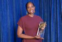 توّجت الصحفية السودانية البريطانية يسرا الباقر بجائزة أفضل صحفية تلفزيونية لعام 2026 خلال حفل جوائز الصحافة التلفزيونية الذي تنظمه الجمعية الملكية للتلفزيون (Royal Television Society)، والذي أقيم مساء الأربعاء في العاصمة البريطانية لندن