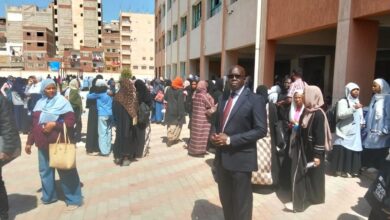 انطلقت اليوم الاثنين بمدينة الإسكندرية المصرية امتحانات الشهادة الثانوية السودانية للعام 2026، وسط أجواء اتسمت بالهدوء والانضباط، في مشهد يعكس حجم الترتيبات المبكرة والتنسيق المشترك لإنجاح الامتحانات