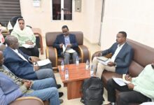 تعهدت وزارة الصحة الاتحادية بمواصلة تقديم الدعم الصحي لولاية شرق دارفور، في ظل التحديات الأمنية والظروف الاستثنائية التي تمر بها الولاية، مؤكدة استمرار جهودها لضمان وصول الخدمات الطبية والإمداد الدوائي للمواطنين.