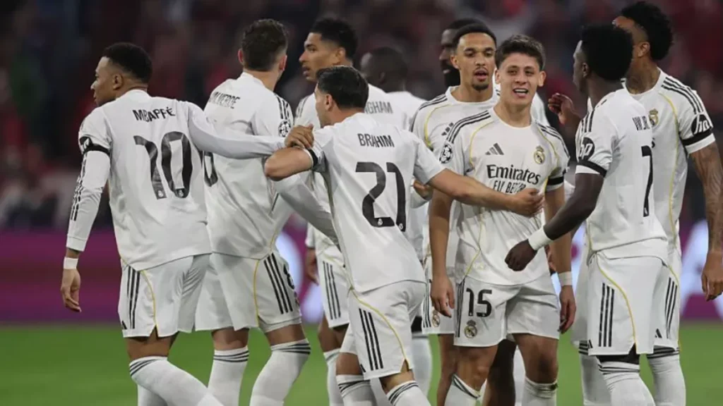 لاعبي ريال مدريد 