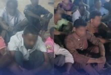 شنّت قوة “الطوف المشترك” بمحلية كرري حملة أمنية مباغتة استهدفت عدداً من البؤر التي تُشتبه في تورطها في أنشطة إجرامية، شملت مناطق غرب الحارات، والحارة (60)، والخدير (48)، والحارة (42)، إضافة إلى شا