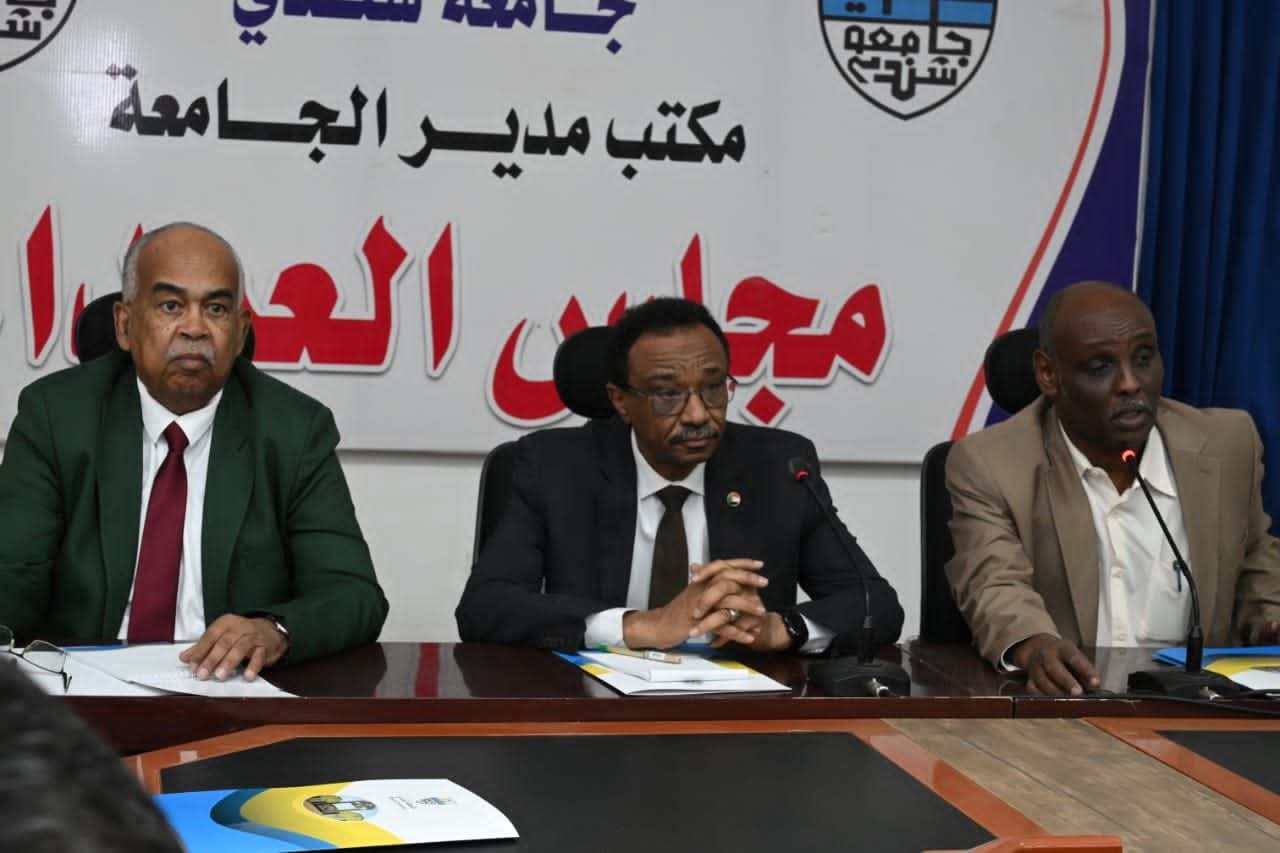 أطلق وزير التعليم العالي والبحث العلمي، البروفيسور أحمد مضوي موسى، تحذيرًا لافتًا من التداعيات الخطيرة لتوقف العملية التعليمية في البلاد، مؤكدًا أن استمرار الدراسة لم يعد خيارًا بل ضرورة لحماية مستقبل آلاف الطلاب