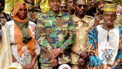 أكد رئيس حركة تجمع قوى تحرير السودان وعضو مجلس السيادة السوداني، عبد الله يحي، الأربعاء، أن قوات الحركة تمضي “بثبات وعزيمة لا تلين” نحو استكمال ما وصفه بـ"مسيرة التحرير الشامل"للبلاد، في وقت تتواصل فيه العمليات العسكرية في عدة جبهات بالسودان.