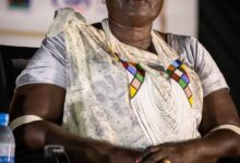 فُجعت الأوساط الفنية والثقافية في السودان وجنوب السودان برحيل الفنانة فيفيانا نياشان جيمس شواي، التي تُعد واحدة من أبرز رموز الفن الجنوب سوداني الأصيل، ومن أهم الأصوات النسائية التي برزت في جيل الغناء الحديث.