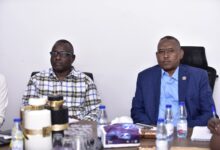 خطت شركة "قولدن إيرث"للتعدين خطوة جديدة نحو دخول مرحلة الإنتاج، بعد مناقشة دراسة الجدوى الاقتصادية والفنية التي قدمتها، خلال اجتماع موسع عقدته الإدارة العامة للتعدين الصغير بالشركة السودانية للموارد المعدنية.