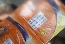 في عملية أمنية وُصفت بالمعقدة والدقيقة، أطاحت الإدارة العامة لمباحث التجارة والتموين وحماية المستهلك بولاية الخرطوم، بشبكة إجرامية تنشط في الاتجار وتهريب الأدوية منتهية الصلاحية،