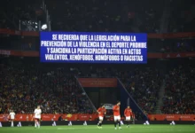 أفادت شبكة The Athletic الثلاثاء بأن مباراة ودية جمعت منتخب إسبانيا بنظيره المصري شهدت توتراً جماهيرياً بعد ترديد بعض مشجعي المنتخب الإسباني هتافات وصفت بالتمييزية ضد المسلمين.