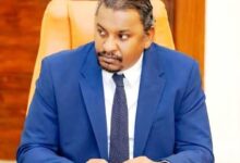 بحث وزير الدولة بوزارة المالية السوداني المستشار محمد نور عبد الدائم، مع المدير العام للمنظمة العربية للتنمية الزراعية البروفيسور إبراهيم آدم أحمد الدخيري، خطط وبرامج دعم إعادة الإعمار في القطاع الزراعي.