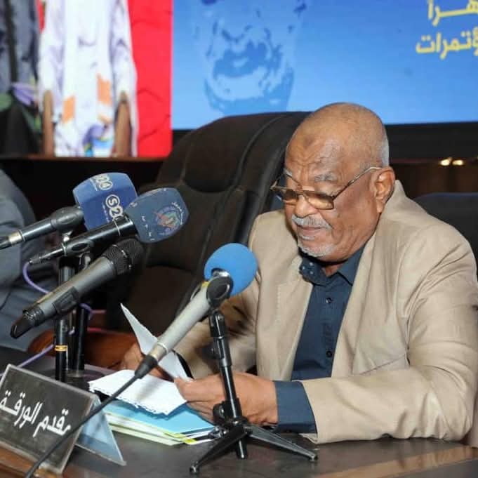 هبطتُ أرض مطار الخرطوم عند التاسعة صباح الجمعة، أول مايو الجاري. وكنت قد أقلعت من القاهرة عند الرابعة صباحًا إلى بورتسودان، ومنها بعد ساعة إلى الخرطوم. رحلة طويلة، ولكن تاركو كانت في غاية الانضباط وطيب التعامل.