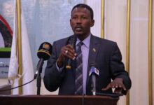 كشف مسؤول حكومي سوداني عن معطيات صادمة بشأن أوضاع الأطفال في ظل الحرب المستمرة، مشيرًا إلى أن نحو 24 مليون طفل تأثروا بشكل مباشر أو غير مباشر بالنزاع، في واحدة من أسوأ الأزمات الإنسانية التي تضرب البلاد