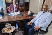 بحث نائب رئيس السلطة القضائية، مولانا منير محمد الحسن بابكر، مع رئيس لجنة الأمل للعودة الطوعية، الباشمهندس محمد وداعة، عدداً من القضايا المتعلقة بترتيبات العودة الطوعية للمواطنين، والأوضاع الأمنية الراهنة، في إطار الجهود الرامية لتعزيز الاستقرار وتسهيل عودة النازحين. وخلال اللقاء، الذي تناول تقييم الوضع
